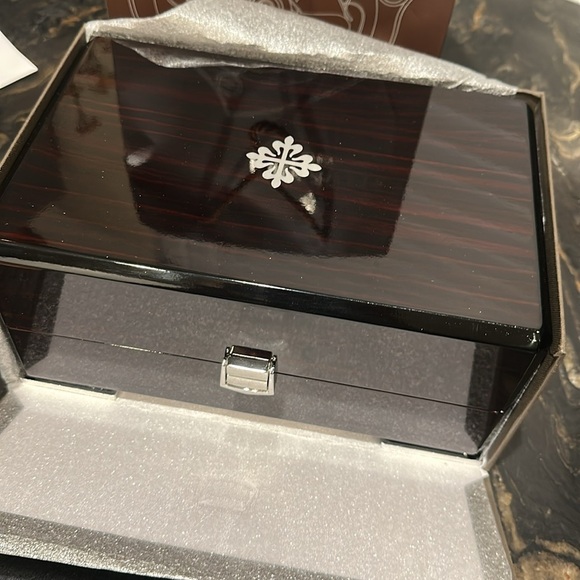 PATEK PHILIPPE GENEVE replacement Watch box +case - Picture 2 of 4